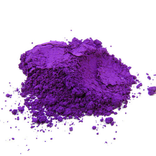 紫の顔料